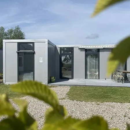 Surf Osada, Komfortowe W Kameralnej Okolicy Nad Samym Brzegiem Zatoki Puckiej Camping