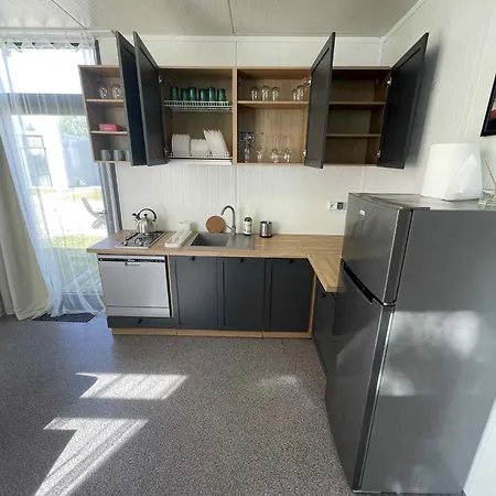 Surf Osada, Komfortowe W Kameralnej Okolicy Nad Samym Brzegiem Zatoki Puckiej Camping Swarzewo